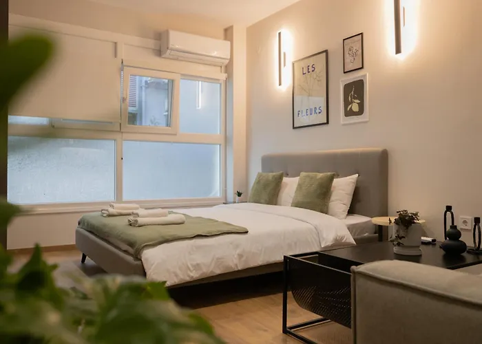 Apartament The Urban Chic Nest, By Jo & Key Living - Aristotelous Square *