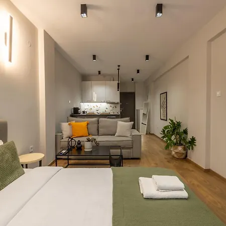The Urban Chic Nest, By Jo & Key Living - Aristotelous Square 塞萨洛尼基